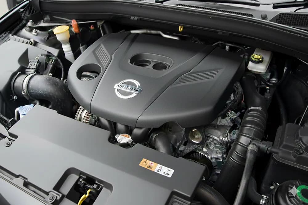 Nissan CD17 Engine